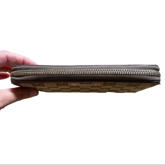 **SOLD**Gucci GG Brown Long Zippy Wallet - Picture 3 of 7